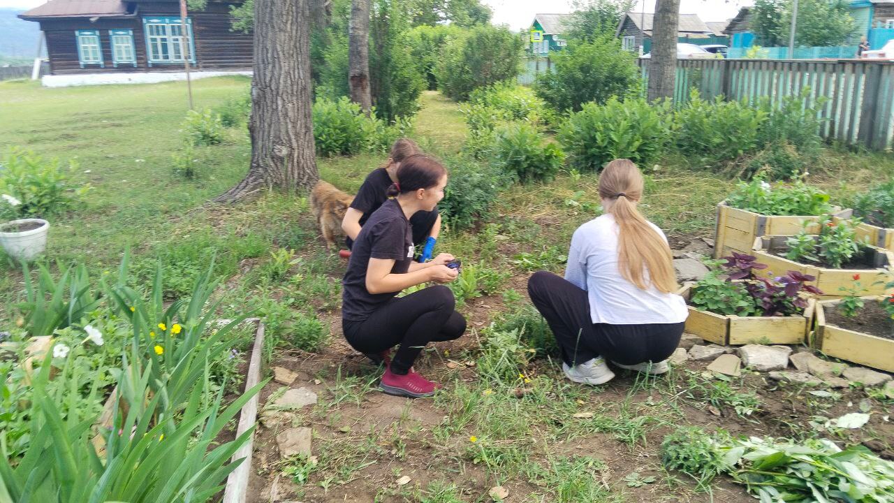 В МКОУ Барлукская СОШ с.Барлук начинает свою работу трудовая бригада..